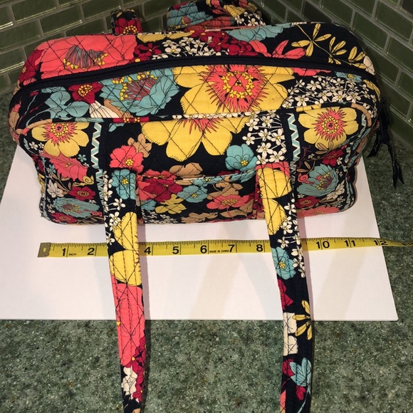 Vera Bradley Bag - Picture 6 of 8